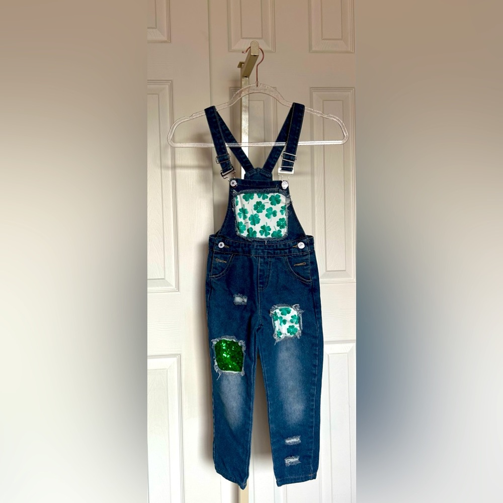 Girls clover overalls